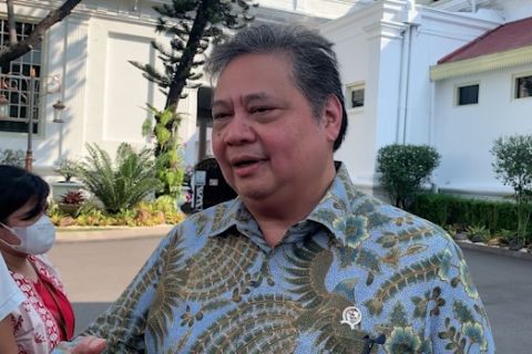 Airlangga dan Bahlil tanggapi usulan munaslub Partai Golkar