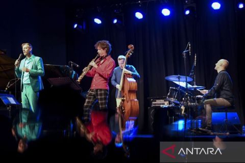 Konser musik Henk Kraaijeveld di Jakarta