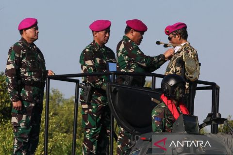 Menko Polhukam Mahfud MD menjadi warga kehormatan Korps Marinir