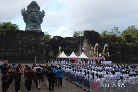 Upacara bendera HUT RI di GWK Bali