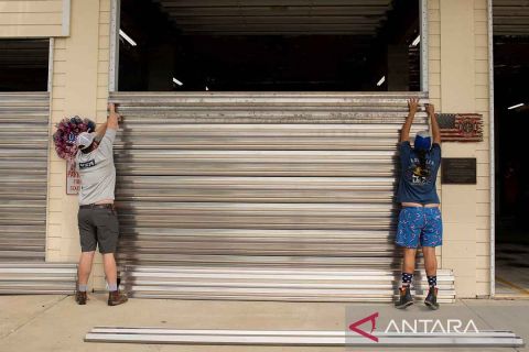 Antisipasi datangnya Badai Tropis Idalia