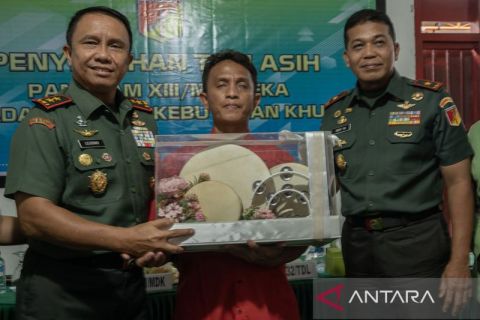 Kodam XIII Merdeka berikan bantuan sosial pada penyandang disabilitas