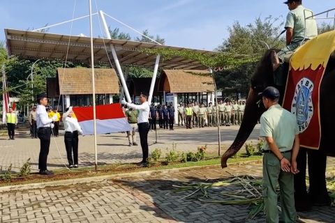 Ketika para satwa turut serta ikuti upacara peringatan HUT Kemerdekaan