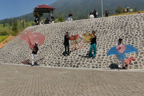 Bangun karakter pelajar Pancasila melalui permainan layang-layang