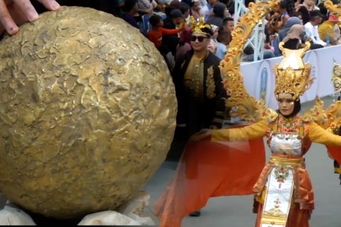 JFC 2023 dimeriahkan oleh parade busana WACI dan pameran meteor