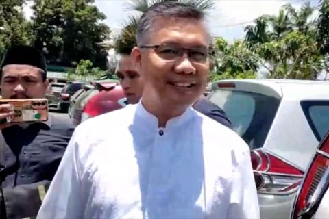 Mantan Wali Kota Kendari jadi tersangka suap izin mini market