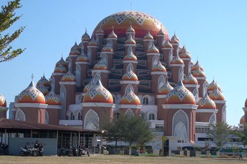 Masjid Kubah 99 Asmaul Husna resmi dibuka