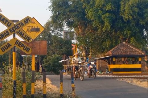 Rawan kecelakaan, Madiun akan tambah keamanan di perlintasan sebidang