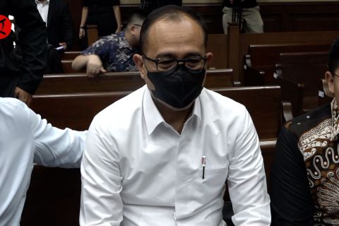 Siasati hasil gratifikasi Rp16 M, Rafael Alun beli tanah hingga mobil