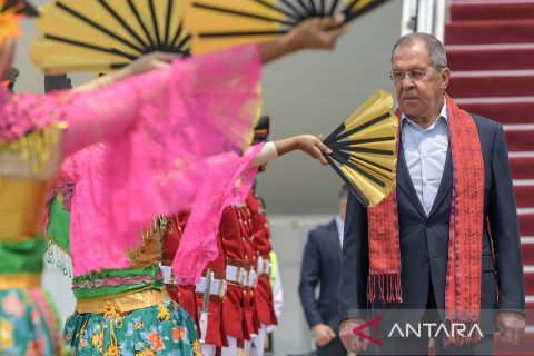 Menlu Rusia Sergey Lavrov tiba di Indonesia