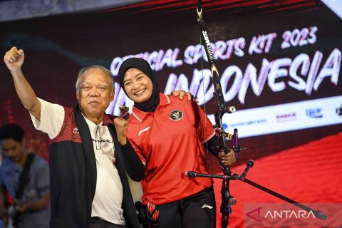 Peluncuran seragam Ofisial Tim Indonesia untuk Asian Games 2022