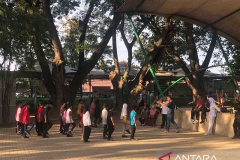 Taman Gor menjadi pilihan utama warga Kota Palu untuk berolahraga