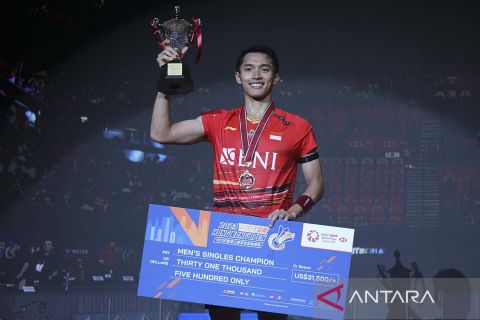 Kalahkan Kenta Nishimoto, Jonatan Christie juara Hong Kong Open 2023