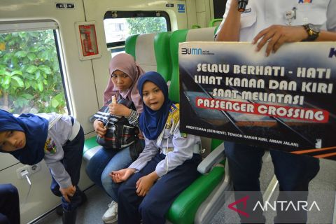 Kampanye keselamatan melintas di perlintasan sebidang