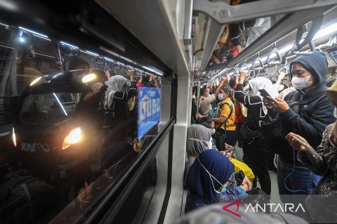 LRT Jabodebek menambah jumlah perjalanan