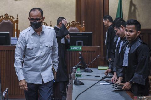 Sidang putusan sela Rafael Alun