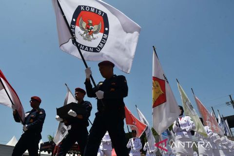 Kirab Pemilu 2024 di Madiun