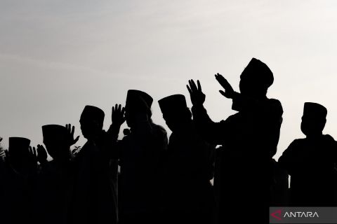 Shalat minta hujan di Tangerang