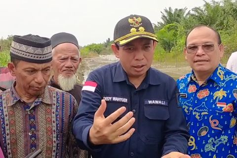 Bantu mata pencaharian warga, Pemkot Bengkulu salurkan 100 ribu ikan