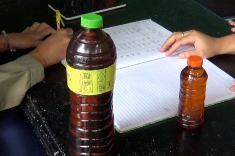 Bayar SPP dengan jelantah, solusi anak putus sekolah