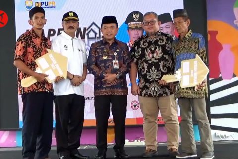 Pemprov Jambi gandeng swasta untuk bedah rumah tak layak huni