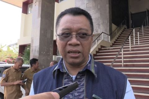 Gubernur NTB sebut penggantinya sebagai penjabat sangat berpengalaman