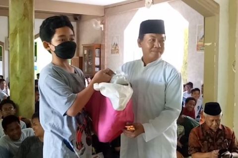 Siswa SMP Kota Tangerang belajar bersedekah dan jaga lingkungan