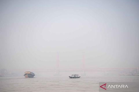 Palembang masih diselimuti asap