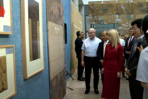 Menengok ragam kekayaan warisan China di Pameran lukisan kuno, Siprus