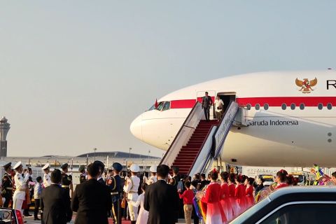 Hadiri Belt and Road Forum, Presiden Joko Widodo tiba di Beijing