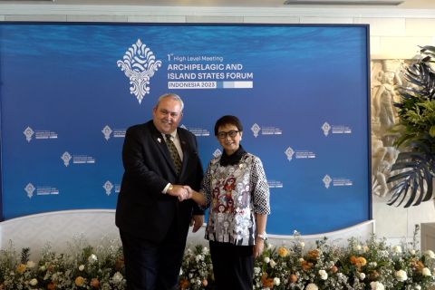 Negara partisipan KTT AIS Forum menandatangani 7 perjanjian kerja sama