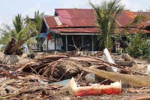 Satu desa di pesisir pantai Kubu Raya terancam hilang dari peradaban