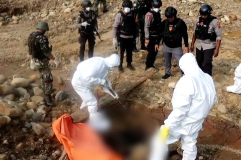 TNI-Polri temukan 6 jenazah korban KKB di tambang emas Yahukimo