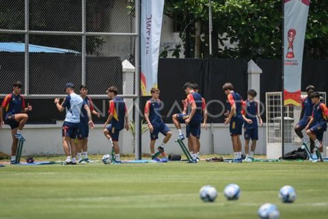Latihan Timnas Spanyol Piala Dunia U-17
