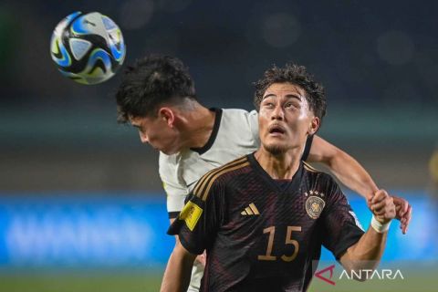 Jerman kalahkan Selandia Baru