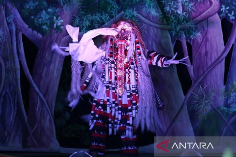 Pertunjukan Galang Gerak Budaya Tapal Kuda di Banyuwangi