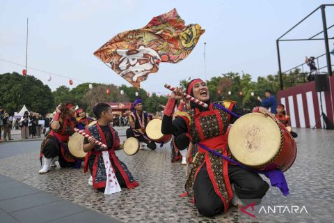 Tarian Bon Odori pada Jak-Japan Matsuri 2023