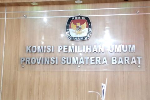 KPU Sumbar nyatakan Irman Gusman tidak memenuhi syarat jadi calon DPD