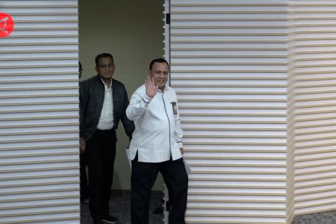 Ketua KPK Firli Bahuri jadi tersangka pemerasan eks Mentan SYL