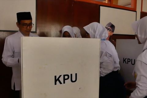 Bakesbangpol Batam tekan angka golput penduduk kota dan hinterland