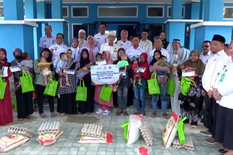 Baznas beri bantuan makanan tambahan pada 111 anak berisiko stunting