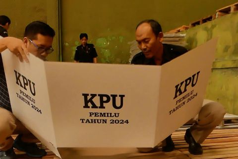 KPU Temanggung terima 2.400 bilik suara Pemilu 2024