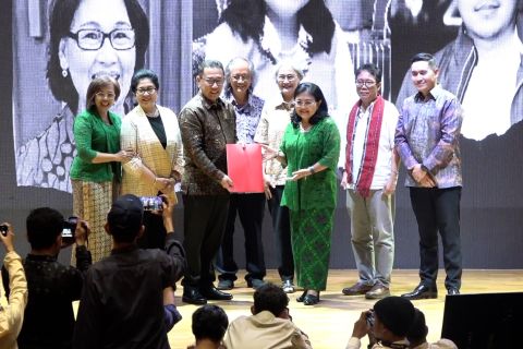 Nila Moeloek sebut pola asuh keluarga bisa pengaruhi kesehatan jiwa