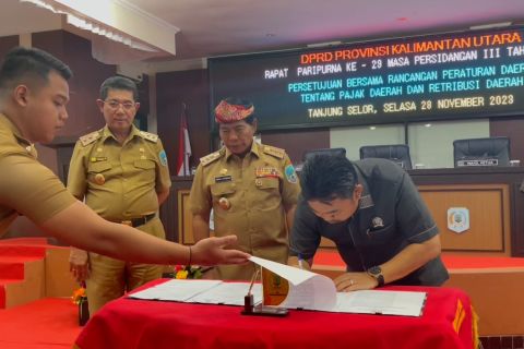 Raperda pajak dan retribusi 2024 targetkan PAD Kaltara capai 3T