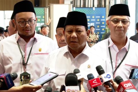 Respons Prabowo saat disebut Jokowi punya kepemimpinan kuat