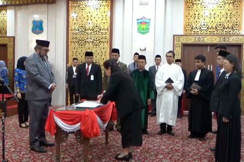 Sekda Jambi ajak para guru tingkatkan kompetensi dan berinovasi