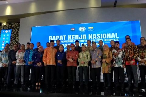 Terlalu banyak, Menpan RB minta aplikasi pemerintah diintegrasikan