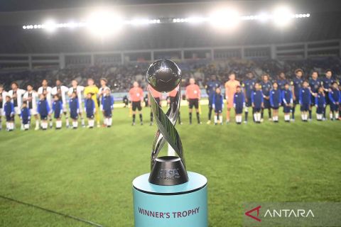 Begini penampakan trofi Piala Dunia U-17 2023