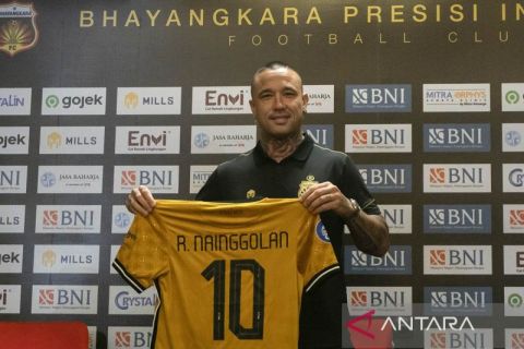 Radja Nainggolan resmi gabung Bhayangkara Presisi Indonesia FC
