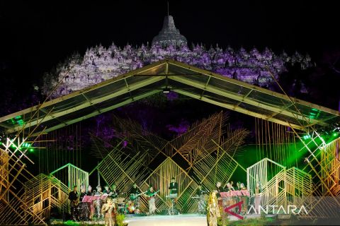 Pentas Argya Abidhaya di Borobudur